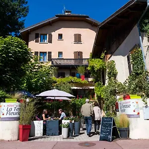 La Terrasse Fleurie, Logis, Et Restaurant Hotel